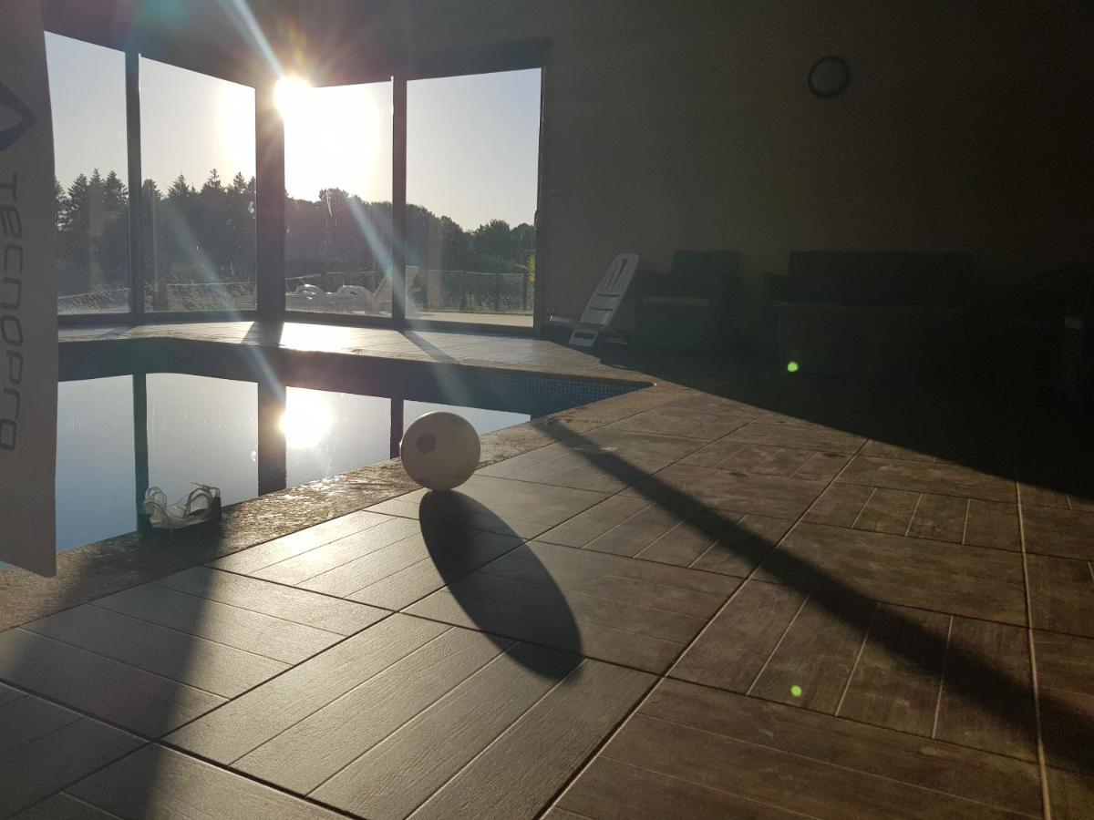 Magnifique Villa Avec Piscine Interieure Saint-Pois المظهر الخارجي الصورة