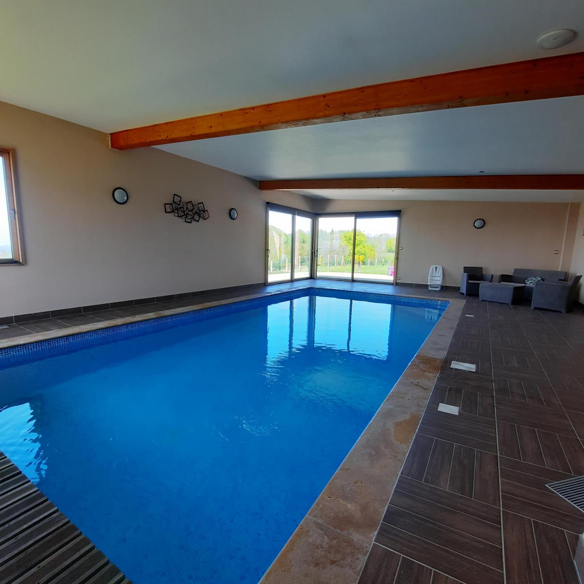 Magnifique Villa Avec Piscine Interieure Saint-Pois المظهر الخارجي الصورة